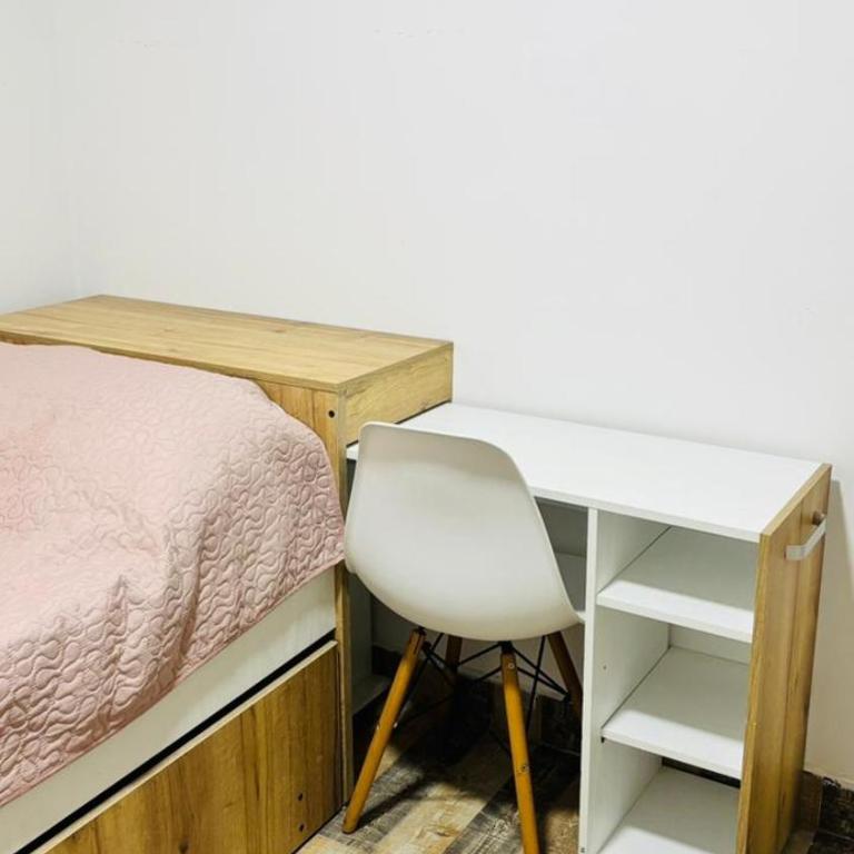 Apartamento 1 piso en conjunto Amarilo - Two-Bedroom Apartment - 8