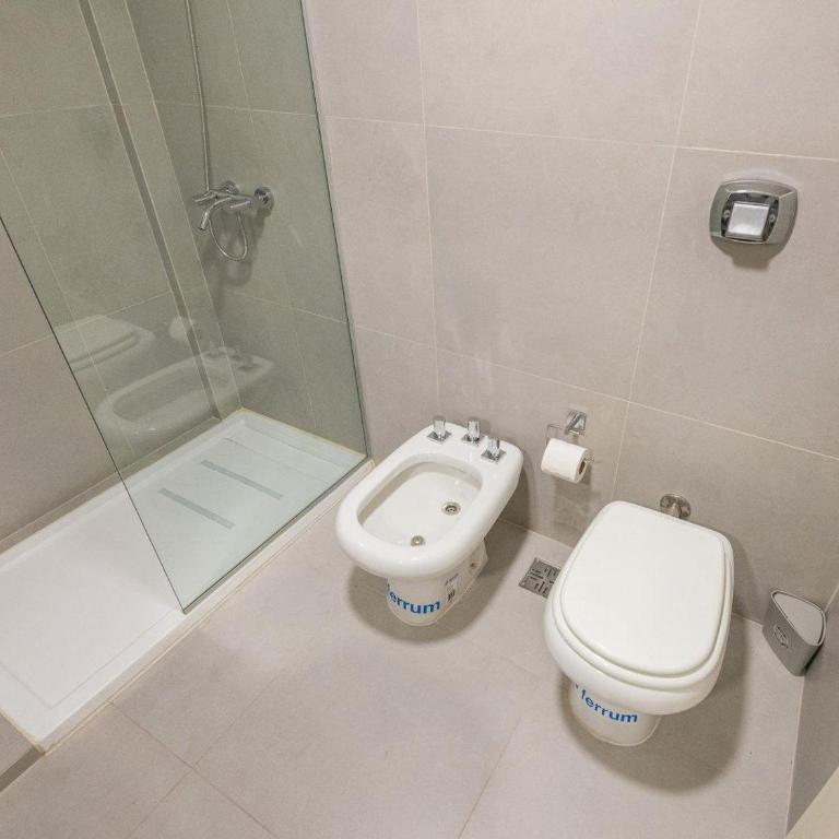 Apartment Paraguay and Larrea IV by For Rent Argentina - Estudio - 16