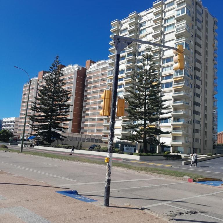 Apartamento playa mansa - Apartamento de 2 dormitorios - 23
