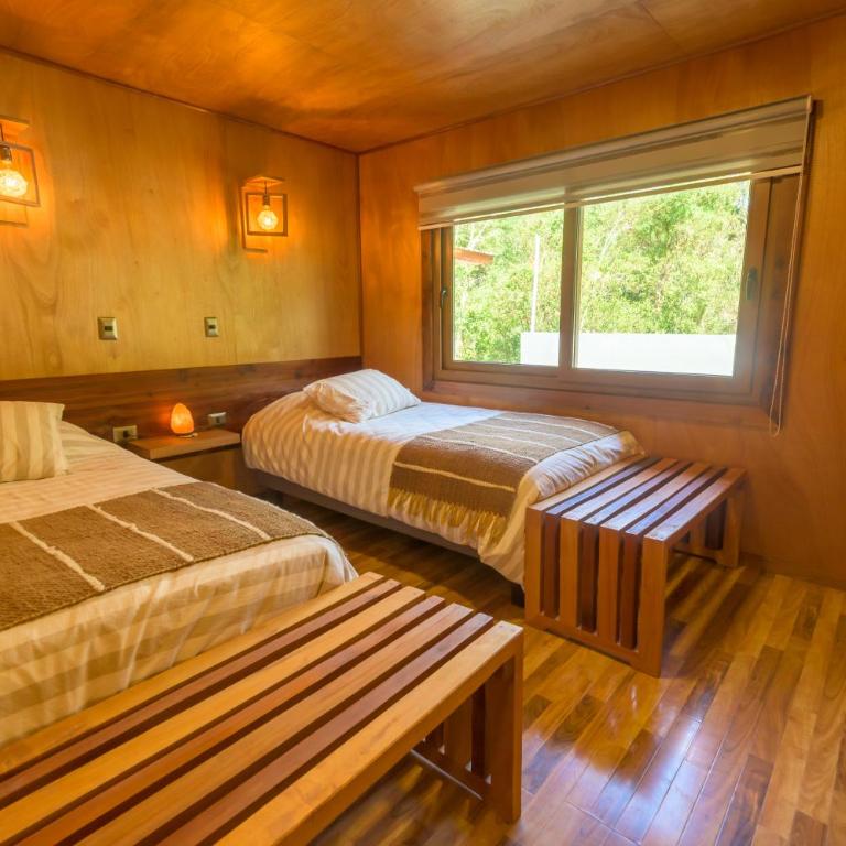 Illi Lodge & Hostel - Twin Room with Private Bathroom - 6