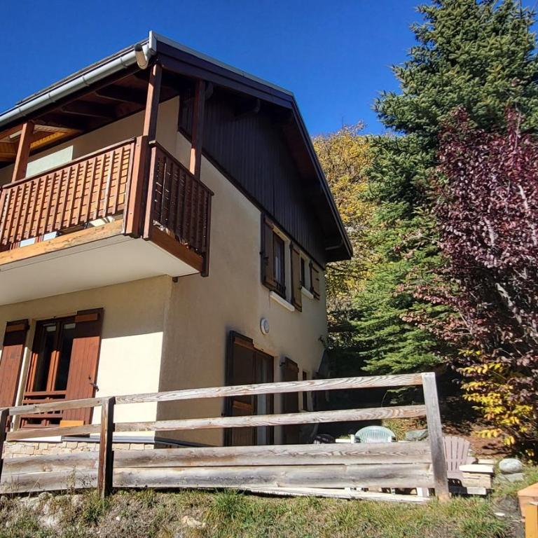 Mountain Lodge in Alps-chez Philippe, Panoramic-Village, Renting, view over Glaciers - N°101 Cosy apartment MARMOTTE with connected rooms with private terrace and glacier view - 13
