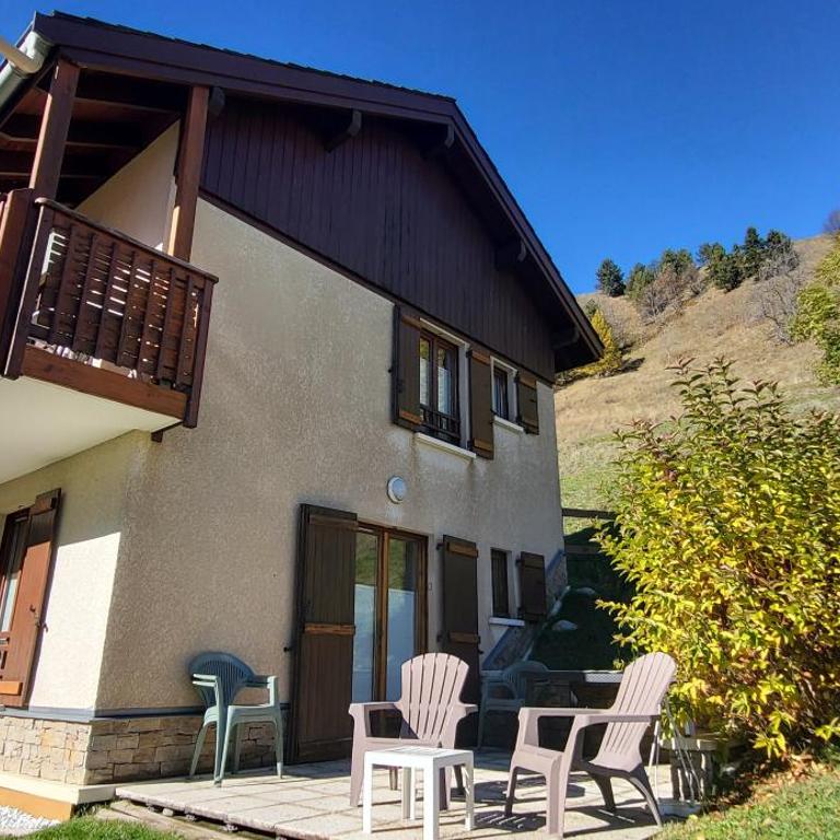 Mountain Lodge in Alps-chez Philippe, Panoramic-Village, Renting, view over Glaciers - Chalet GRAND AIGLE n°7 Two bedroom and mezzanine with private terrace and glacier view - 23