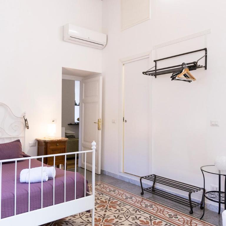 B&B Domus Aurea - Camera Deluxe - 8