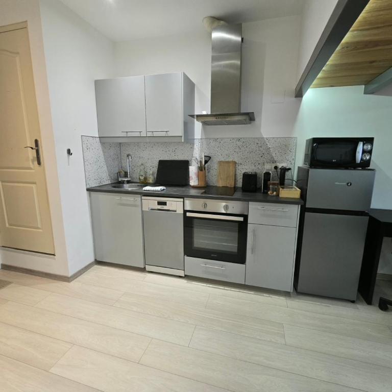 Le Loft - 4 pers - Parking - 2km Walibi - Appartement 1 Chambre - 4