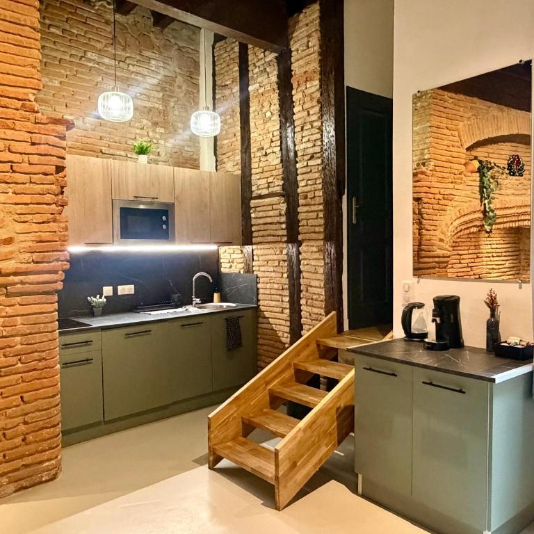 Tourneurs Toulousain - Charme & Spacieux - 2 chambres - Centre ville Toulouse - Two-Bedroom Apartment - 32