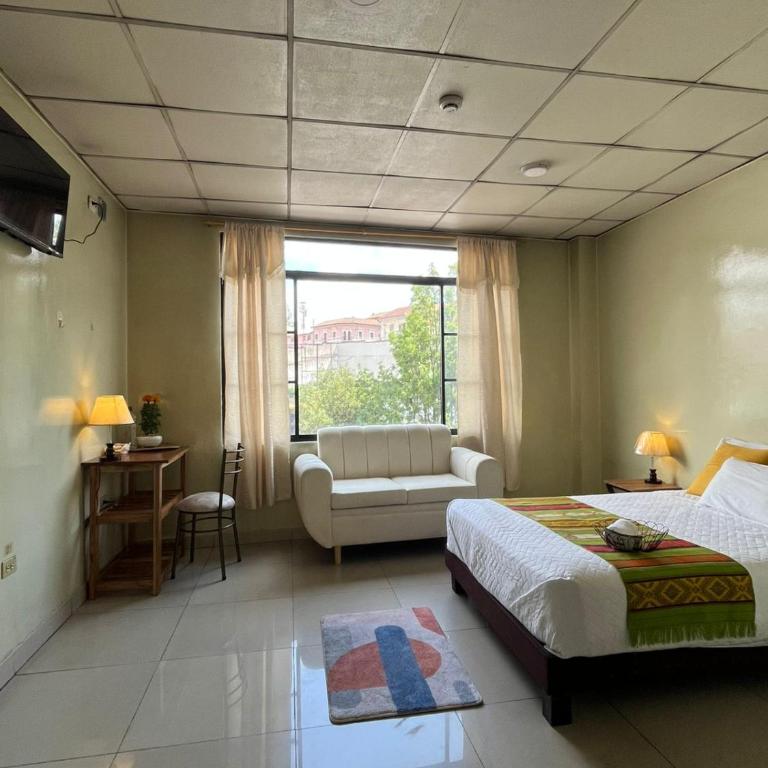 Hostal Marín Central - Quito - Standard Queen Room - 7