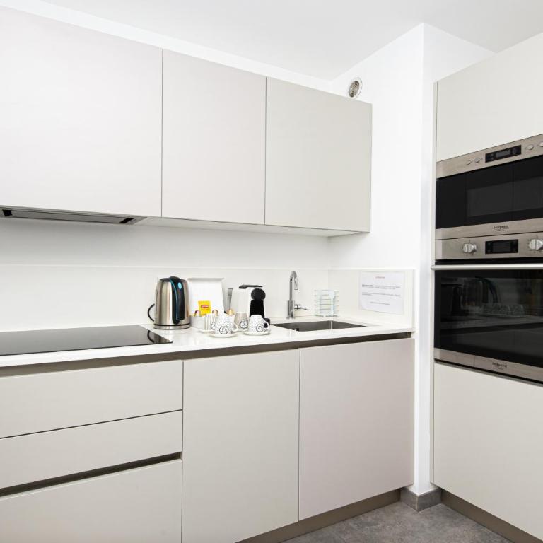ST PIERRE - Magnifique studio Menton - 100 m des plages - Parking - One-Bedroom Apartment - 11