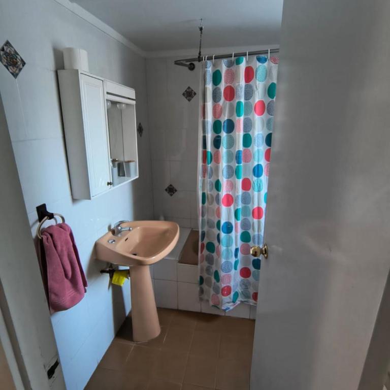 Pasos de la playa primer piso - Three-Bedroom Apartment - 3
