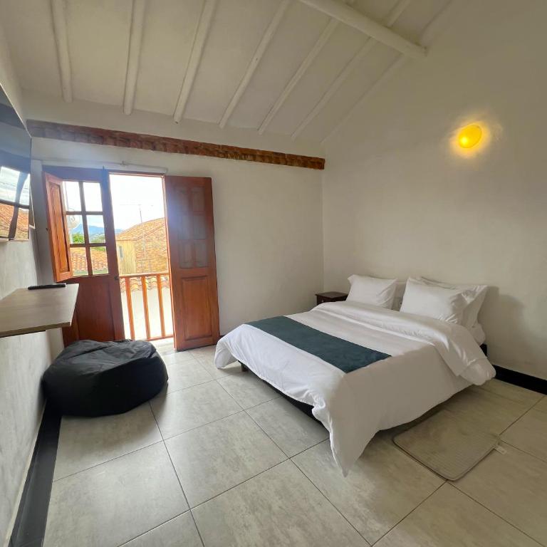 Hotel Villa Macondo - Double Room with Balcony - 1