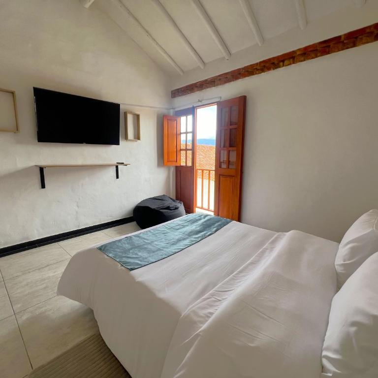 Hotel Villa Macondo - Double Room with Balcony - 3