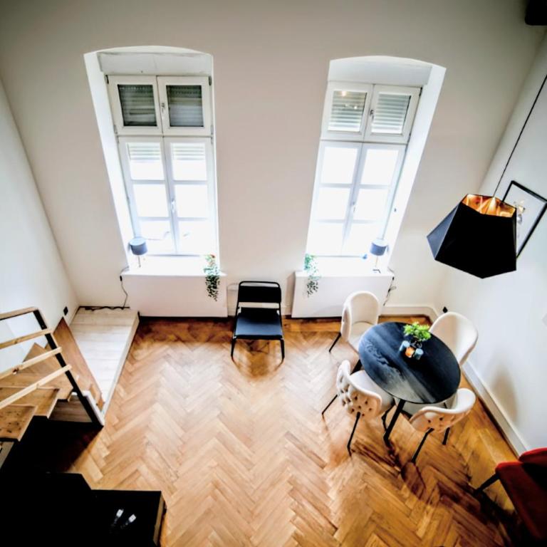 Old Port Lux RiverView Duplex in City Center - One-Bedroom Apartment with River View - 31