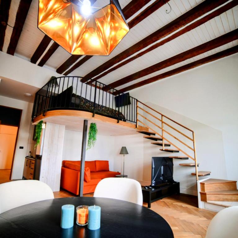 Old Port Lux RiverView Duplex in City Center - One-Bedroom Apartment with River View - 1