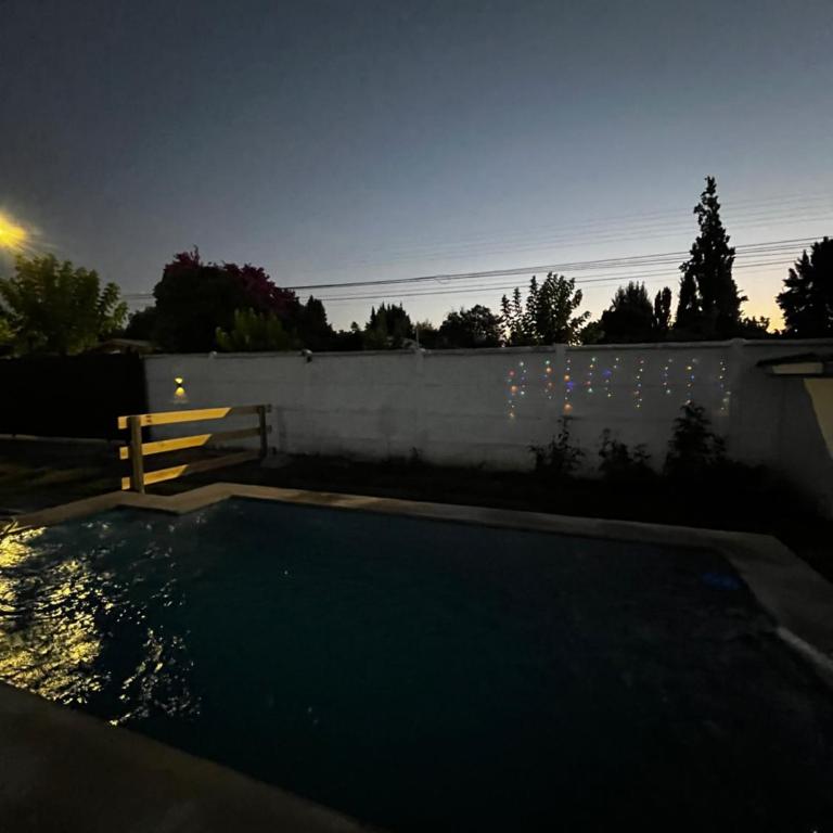 Casa con piscina en Quillón - Three-Bedroom Apartment - 2