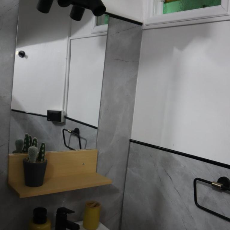 Departamento central y acogedor 2D 3 huéspedes - Two-Bedroom Apartment - 7
