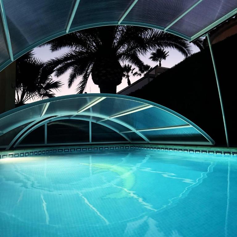 Impresionante Villa con piscina climatizada - OLIVA NOVA - Villa de 2 dormitorios - 30