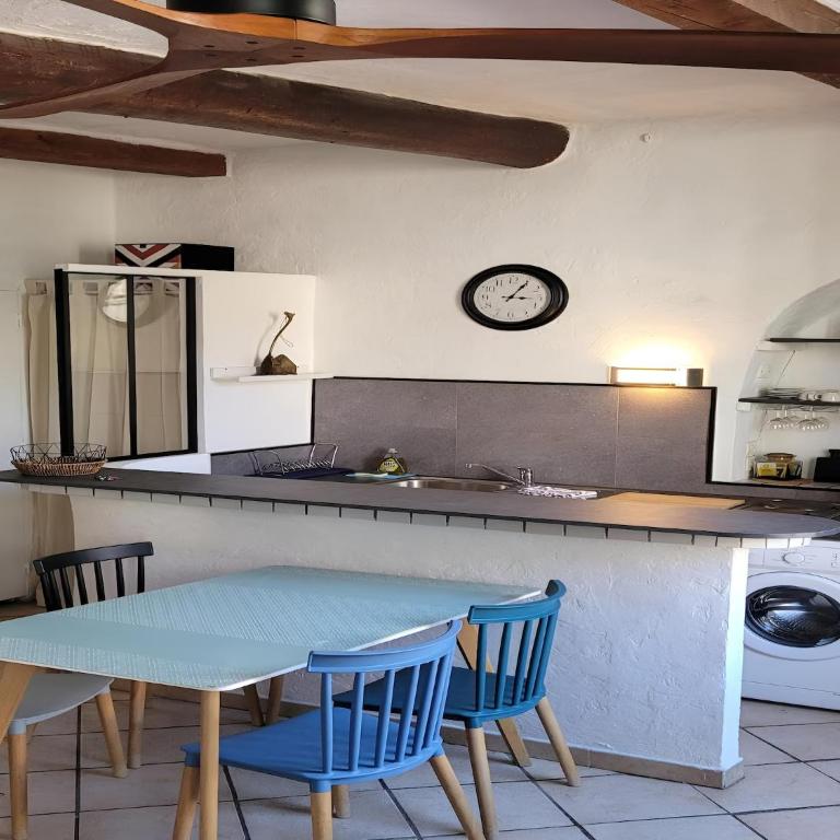 Apartment in the center of Antibes - Maison de Vacances 1 Chambre - 6