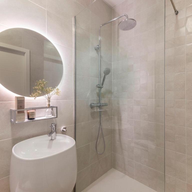 Homeclub Design and Comfort Near the City Center I - Apartamento de 1 dormitorio - 9