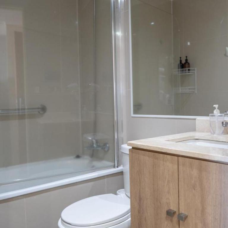 DEPARTAMENTO PREMIUM con ubicación privilegiada, full equipado, cómodo y tranquilo, con estacionamiento y wifi de alta velocidad - One-Bedroom Apartment - 23