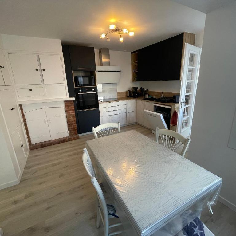 Maison 4 pers, centre-ville, proche plage, WiFi - FR-1-22-391 - Vacation Home - 4