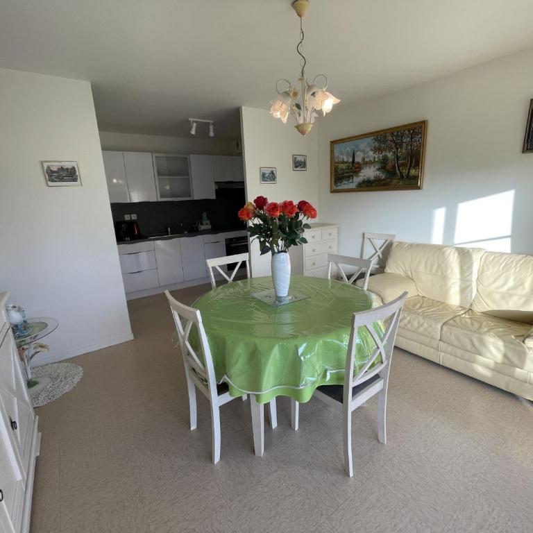 Appartement T3 au calme avec terrasse et parking, proche port du Crouesty - FR-1-775-75 - Appartement - 4