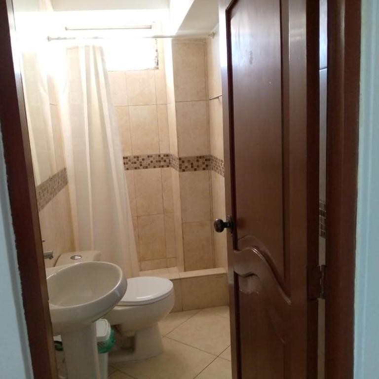 Departamento en el Hotel las Palmeras - Three-Bedroom Apartment - 15