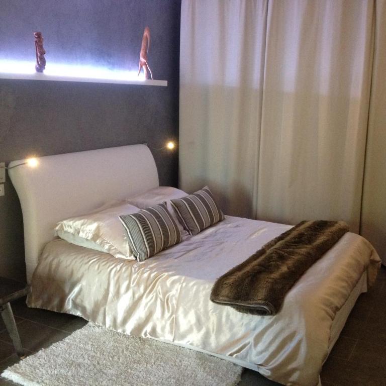 Chambres d'hotes Deluxe Jacuzzi Mas de l'Etoile - Chambre Lit King-Size Deluxe - 12