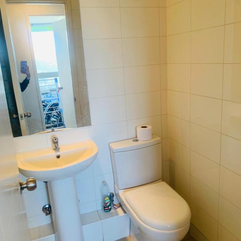 Depto Viña del Mar, cerca del mall marina arauco y playa, estacionamiento privado - Two-Bedroom Apartment - 6