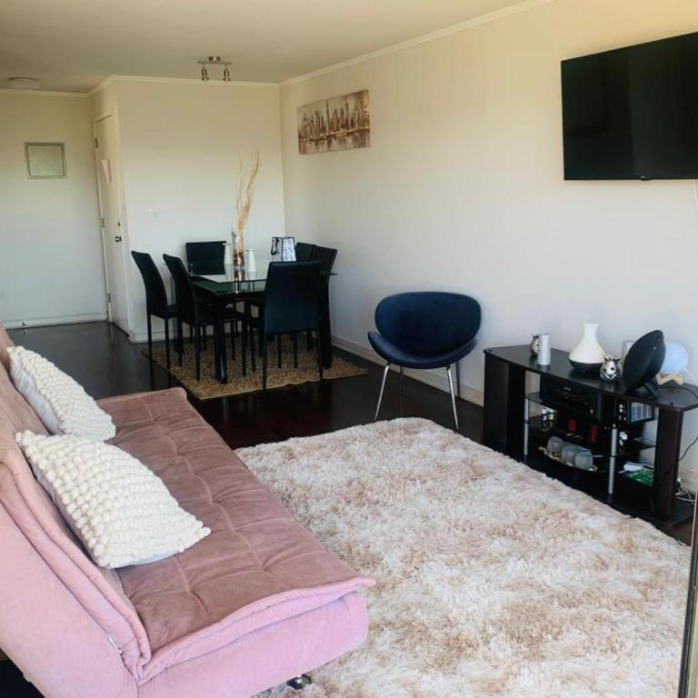 Depto Viña del Mar, cerca del mall marina arauco y playa, estacionamiento privado - Two-Bedroom Apartment - 2