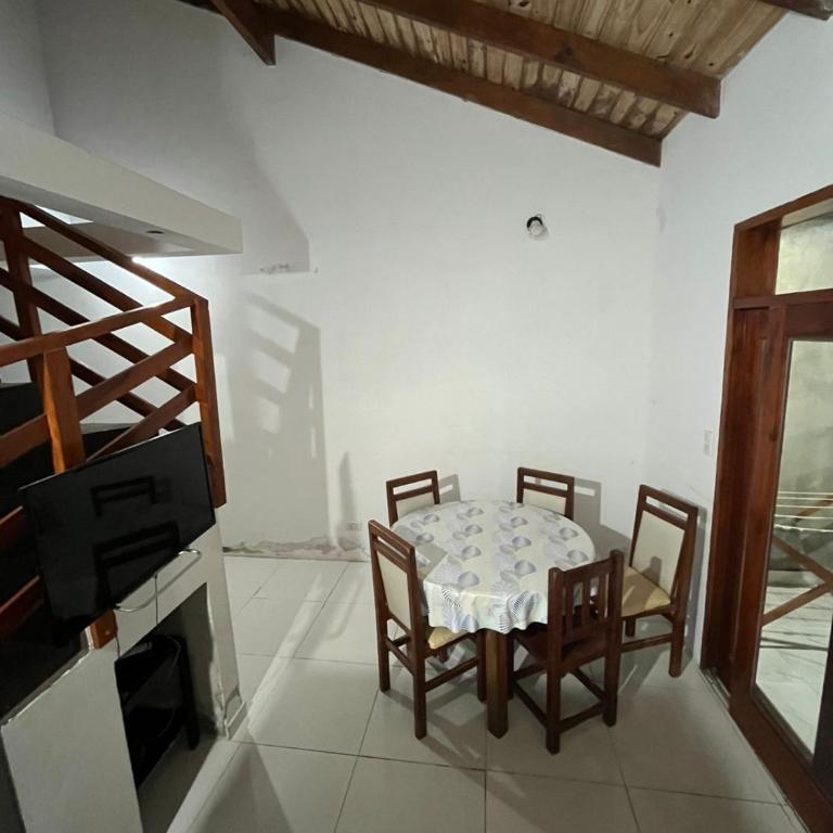 Casa - Casa de 3 dormitorios - 2