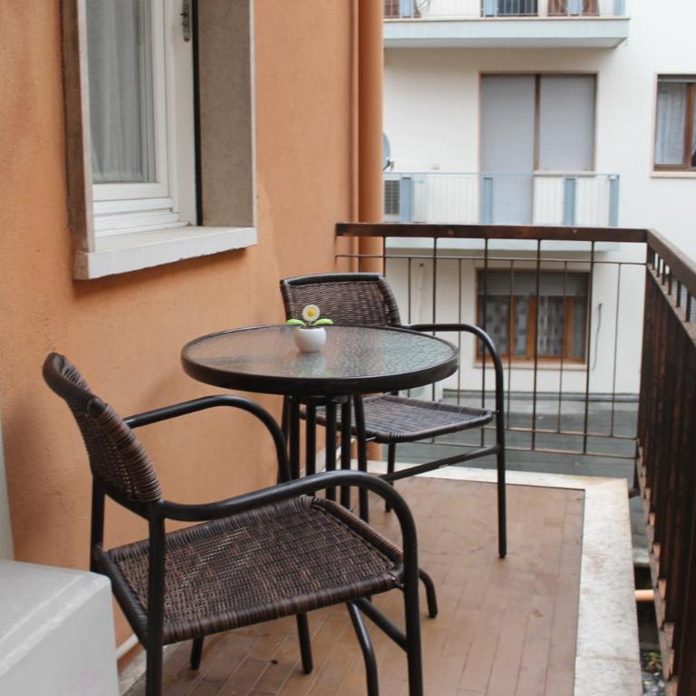 Re Lear - Appartamento con Balcone - Vicolo Volto San Luca 18 - 9