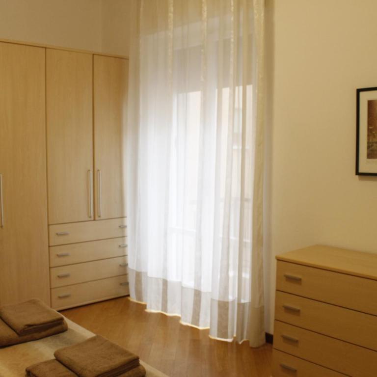 Re Lear - Appartamento con Balcone - Vicolo Volto San Luca 18 - 19