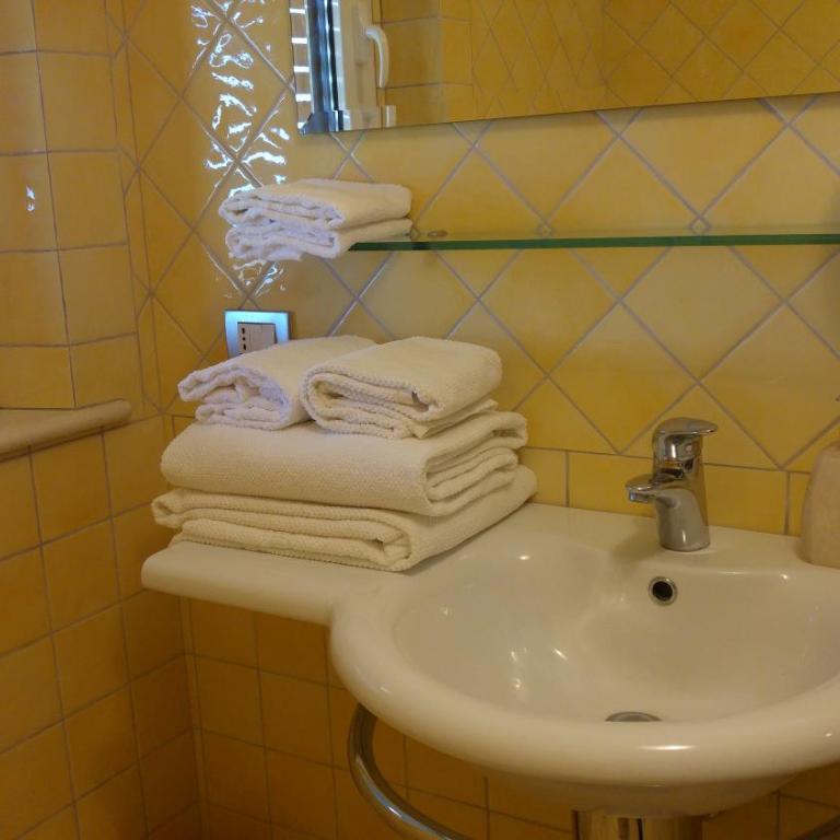 Vistazzurra B&B - Camera Familiare con Bagno Privato - 47