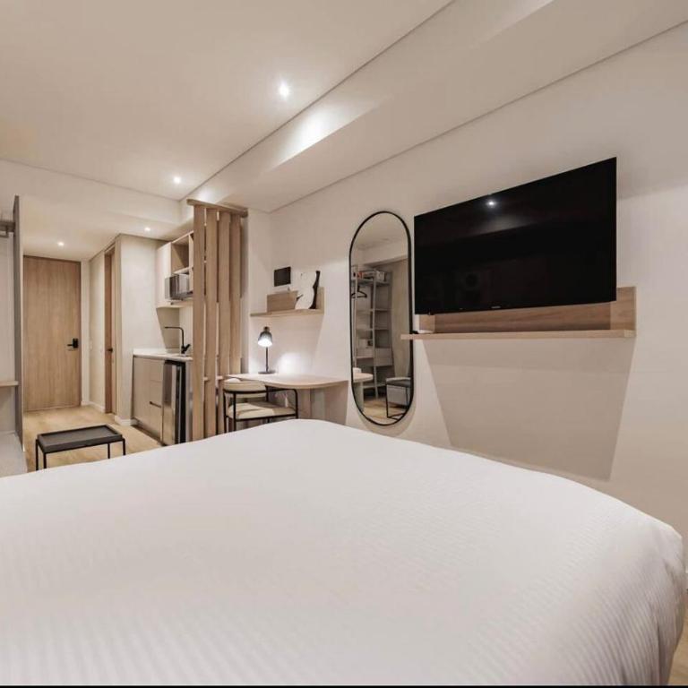Laureles Studios - Tomas - One-Bedroom Apartment - 12