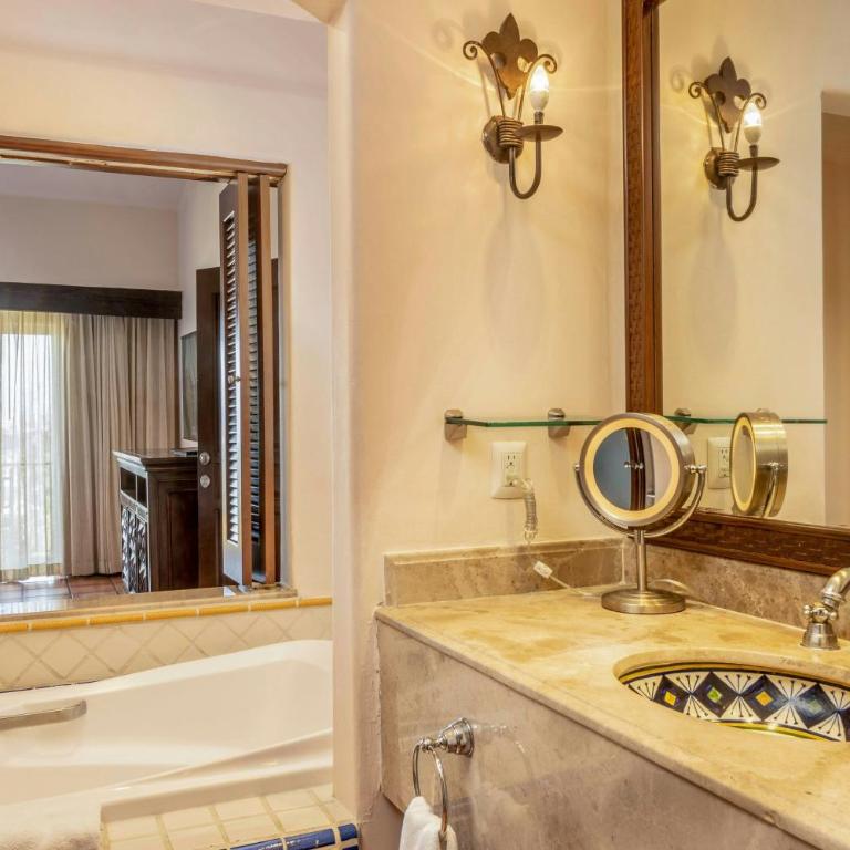 Hacienda del Mar Los Cabos, an Autograph Collection All-Inclusive Resort - Arcos One-Bedroom King Suite with Sofa Bed and Ocean View - 8