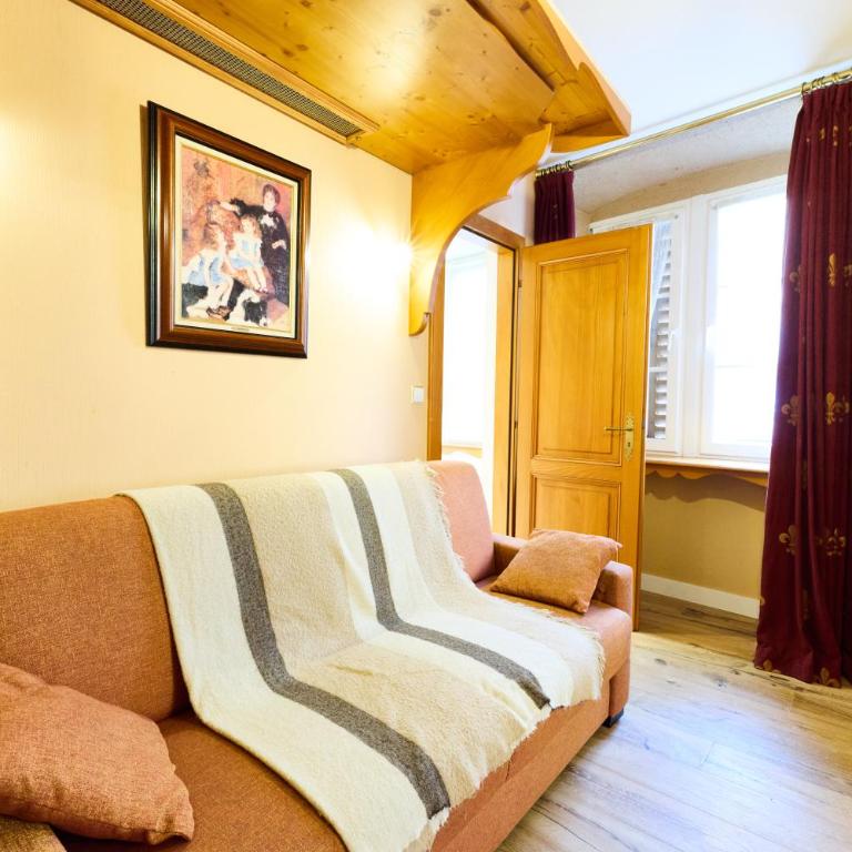Logis Hotel Saint-Martin - Suite - 7