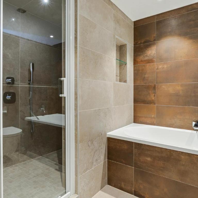 Chalet Abeille 12 Guests • Hot Tub • Free Ski Bus - Chalet Superior - 35