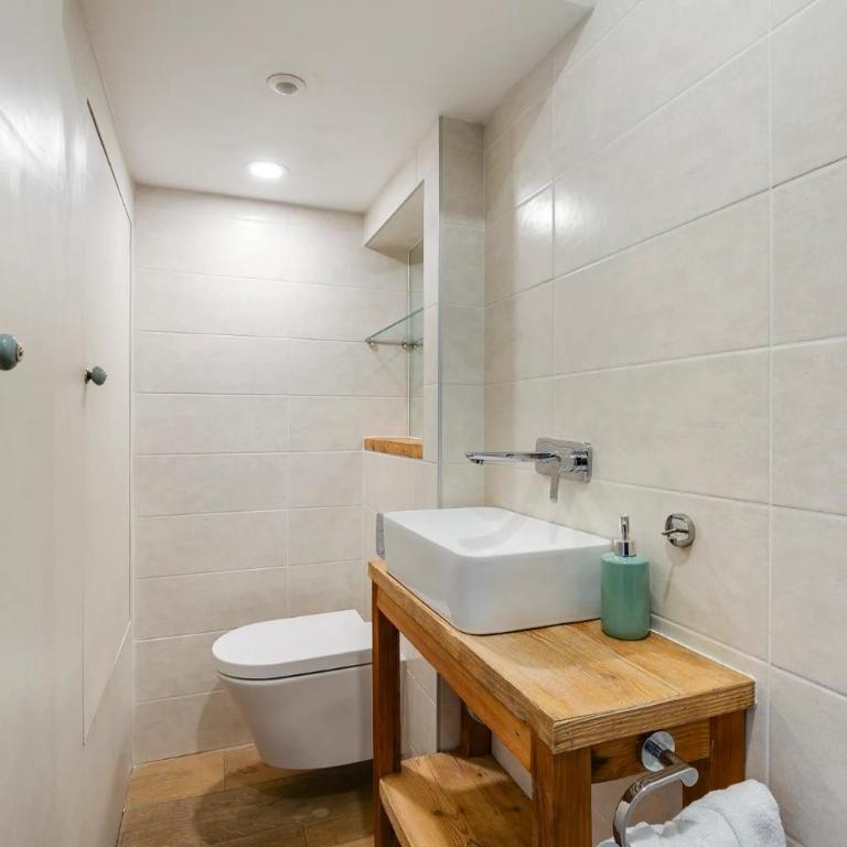 Chalet Abeille 12 Guests • Hot Tub • Free Ski Bus - Chalet Superior - 45