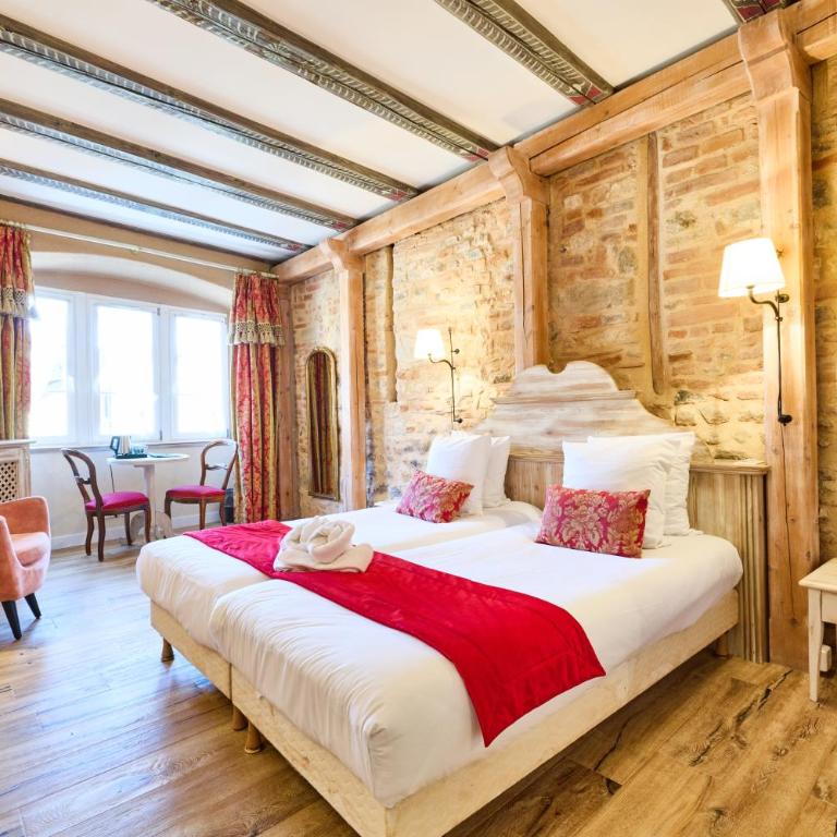 Logis Hotel Saint-Martin - Chambre Double ou Lits Jumeaux Supérieure - 1