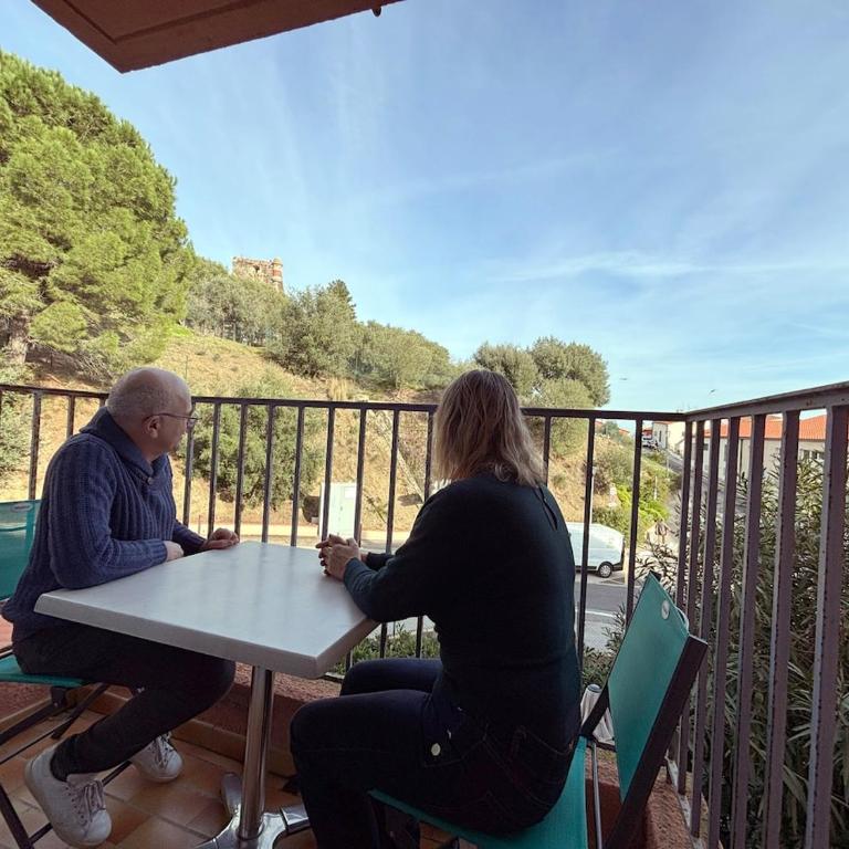 Ground floor near center whith Balcony, Air conditioning, Parking - Apartamento de 1 dormitorio - 1
