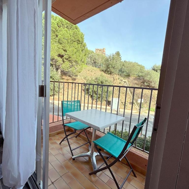 Ground floor near center whith Balcony, Air conditioning, Parking - Apartamento de 1 dormitorio - 12