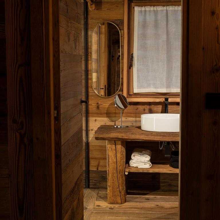Alpine Majestic Rascard - Unique Mountain Experience with Balcony and panoramic views - Chalet Superior - 20
