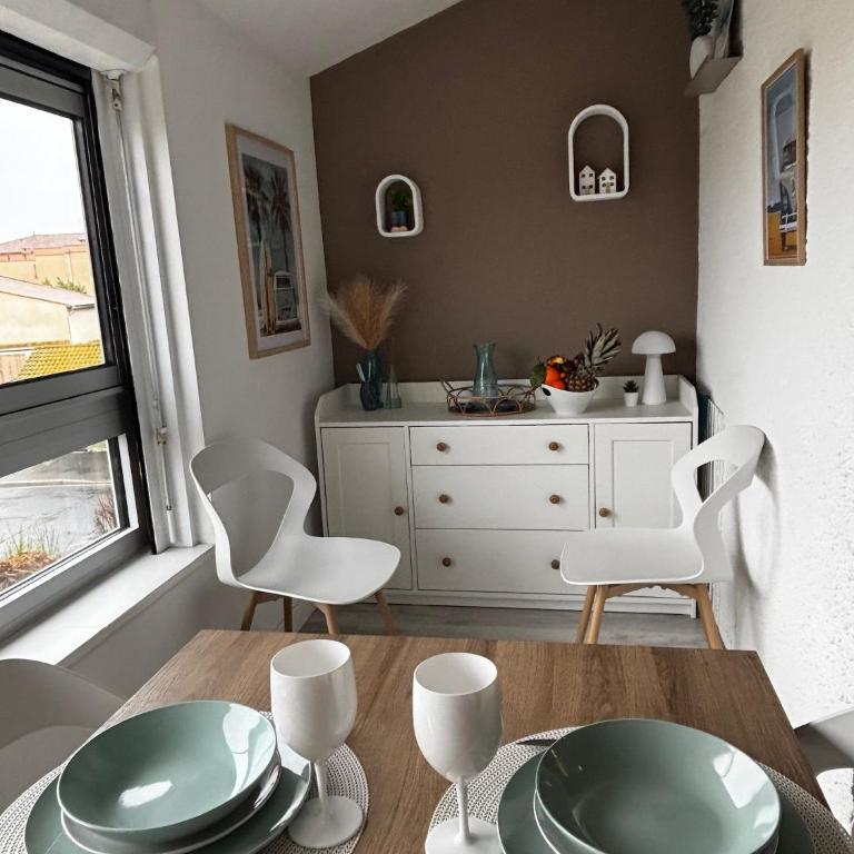 Le Van T2 Spacieux 44m2 wifi Clim - Appartamento con 3 Camere da Letto - 5