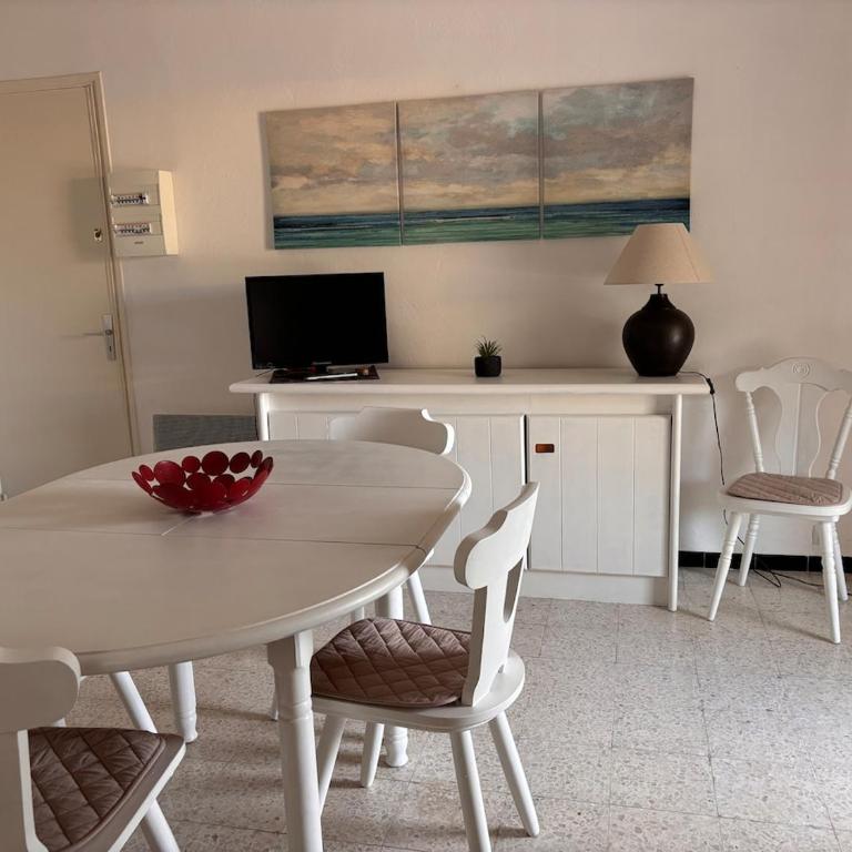 Bormes les Mimosas amazing view - Two-Bedroom Apartment - 9