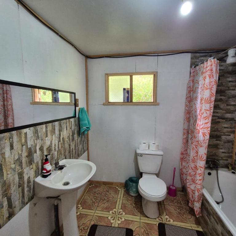 Rincón de las ranitas - Three-Bedroom Home - 18