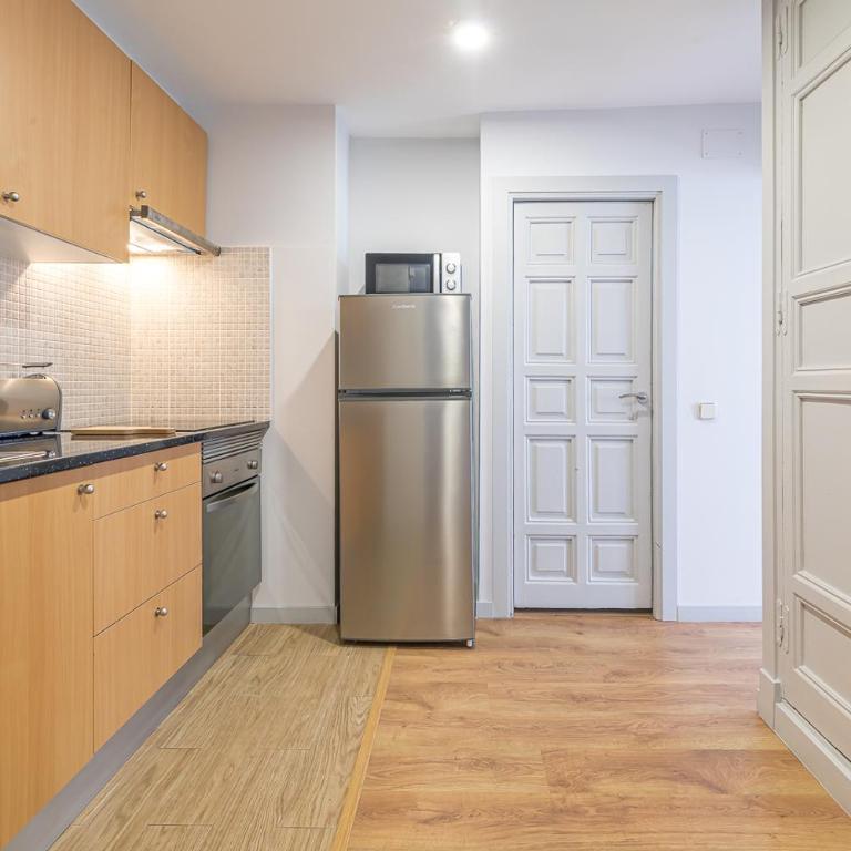 Heima Madrid letras 3A - One-Bedroom Apartment - 9