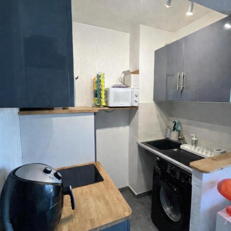 Studio lumineux avec terrasse & piscine - Appartement 1 Chambre - 4