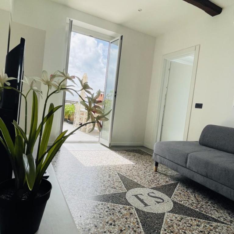 Comodissimo Gaslini e mare - Two-Bedroom Apartment with Sea View - 4
