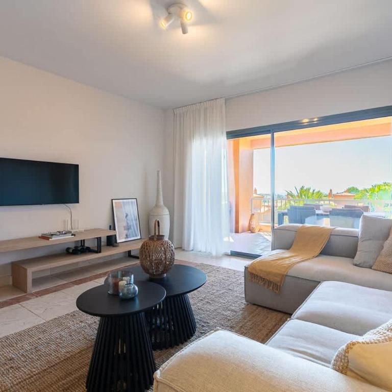 Cozy living space near scenic golf greens! - Apartamento de 2 dormitorios - 1