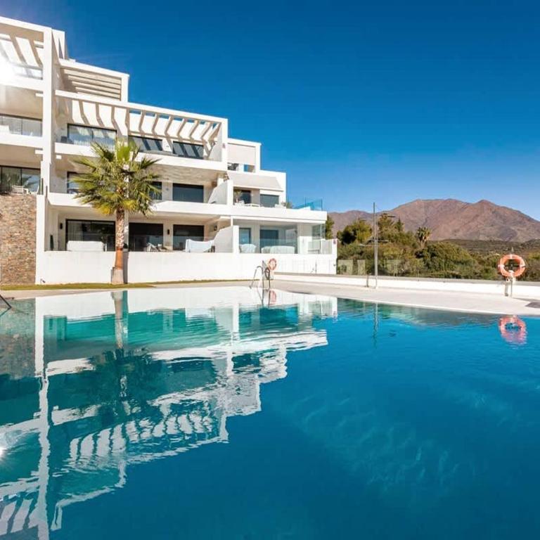 Duplex Penthouse with Sea Views, Steps to Golf - Apartamento de 3 dormitorios - 2