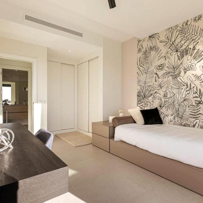 Duplex Penthouse with Sea Views, Steps to Golf - Apartamento de 3 dormitorios - 31
